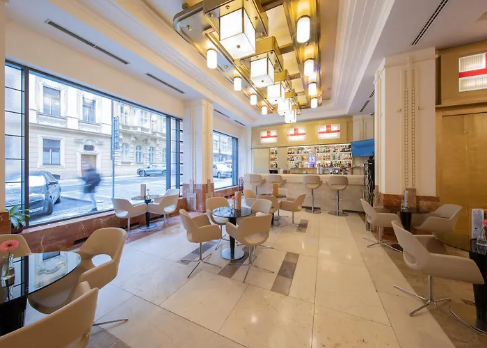 Majestic Plaza Hotel