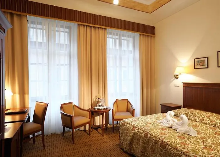 Majestic Plaza Hotel