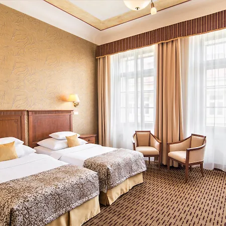 Hotell Majestic Plaza 4*