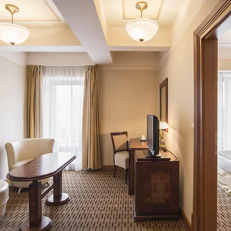 Majestic Plaza 4* פראג