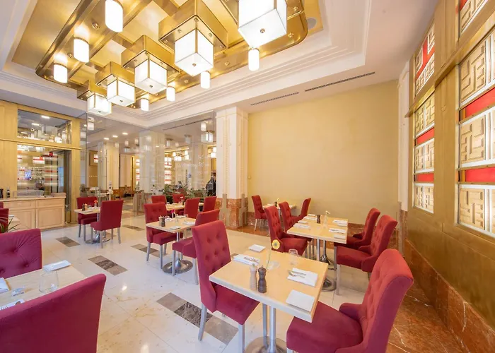 Majestic Plaza Hotel