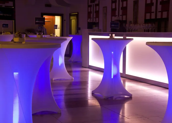 Majestic Plaza 4*