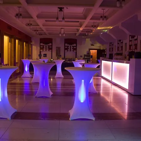 מלון Majestic Plaza פראג