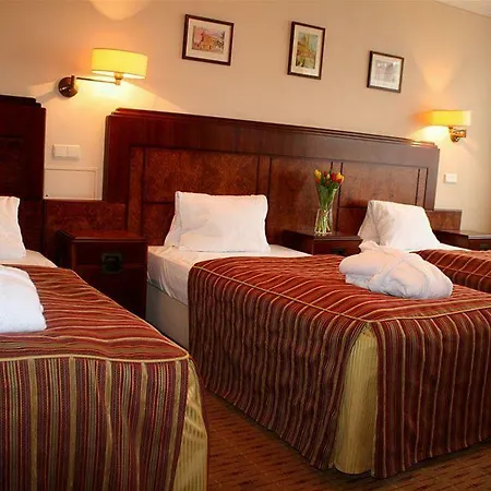 Majestic Plaza 4* פראג